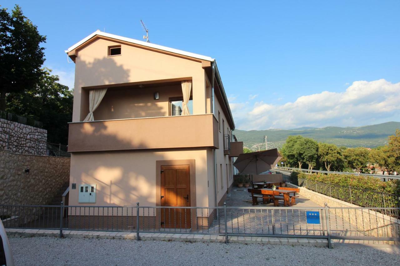 Apartmani Irena Novi Vinodolski Exterior photo